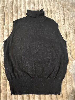 Hillard & Hanson Black Sleeveless Turtleneck with Subtle Gold Sparkle